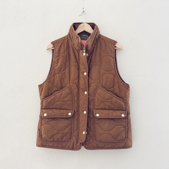 J. Crew Quilted Excursion Vest Large Camel Brown Puff Classic Preppy Equestrian - Picture 3 of 12